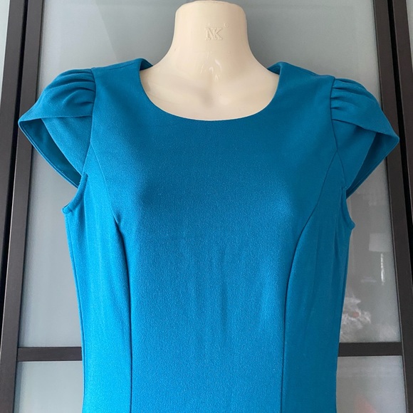H&M teal above the knee dress - Picture 4 of 9